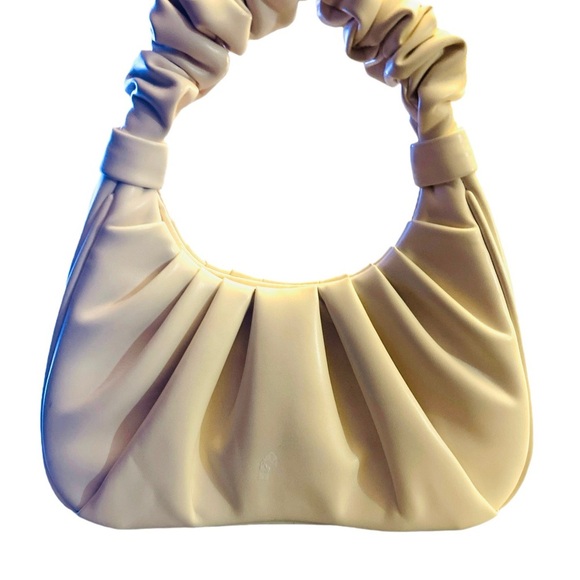 JW PEI Gabbi Mini Shoulder Bag – Ivory NWOT - Picture 2 of 6